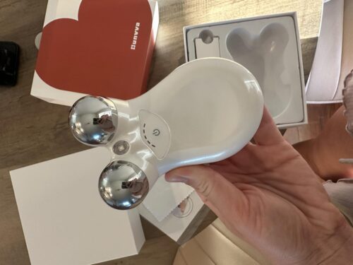 IBNUSA™ EMS Microcurrent Facial Toning Beauty Device photo review