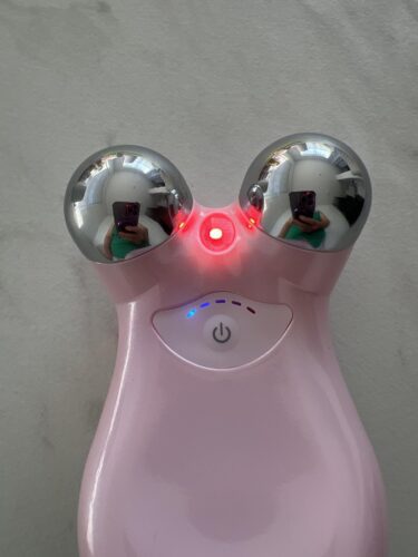 IBNUSA™ EMS Microcurrent Facial Toning Beauty Device photo review